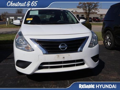 2016 Nissan Versa 1.6 S
