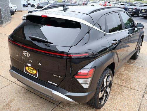 Abyss Black Pearl 2026 Hyundai KONA Limited
