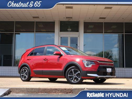 Runway Red 2023 Kia Niro EX