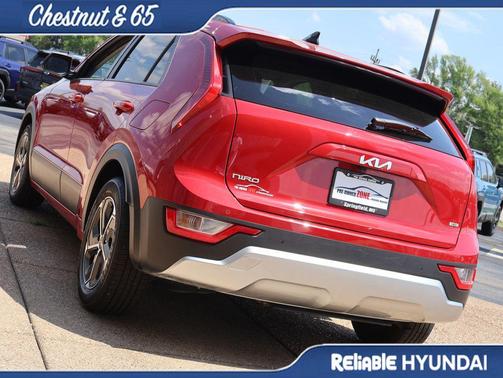 Runway Red 2023 Kia Niro EX