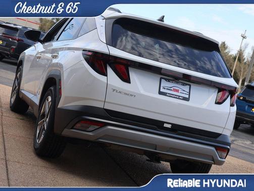 2025 Hyundai TUCSON SEL