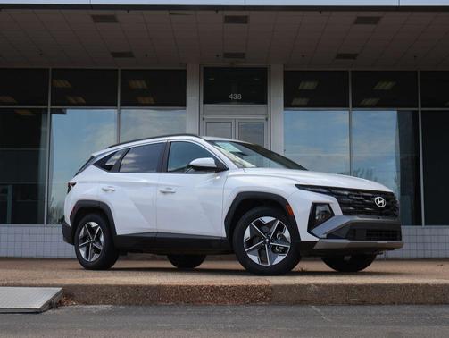 Serenity White Pearl 2025 Hyundai TUCSON SEL