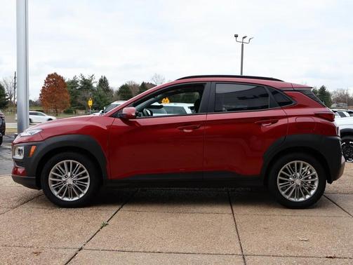 2021 Hyundai KONA SEL Plus