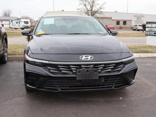 2024 Hyundai ELANTRA HEV Limited