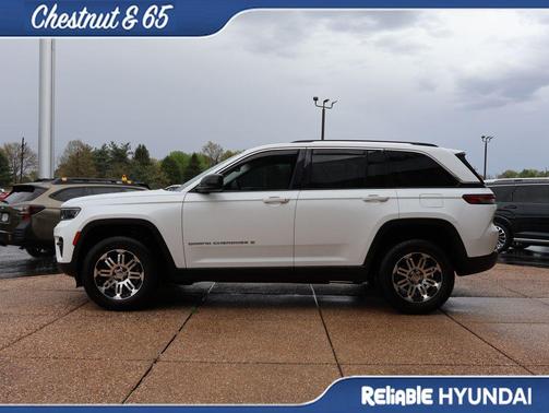 2023 Jeep Grand Cherokee Laredo