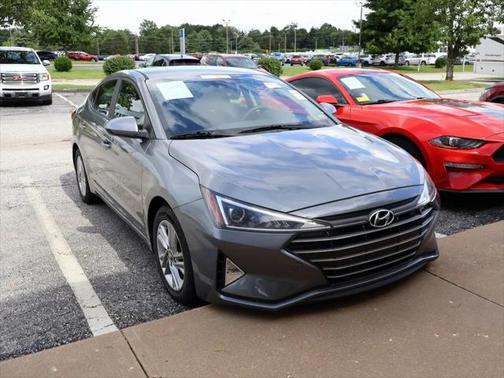 2019 Hyundai ELANTRA SEL