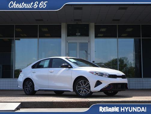 Snow White Pearl 2024 Kia Forte GT-Line
