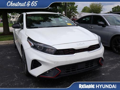 Snow White Pearl 2024 Kia Forte GT-Line