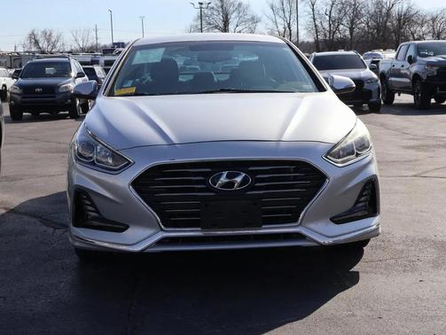 2018 Hyundai SONATA SEL