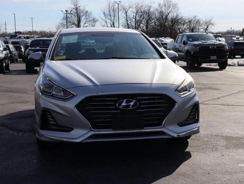 2018 Hyundai SONATA SEL