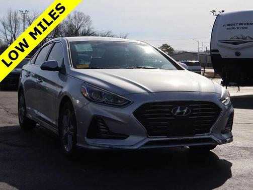 2018 Hyundai SONATA SEL