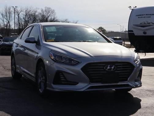 2018 Hyundai SONATA SEL