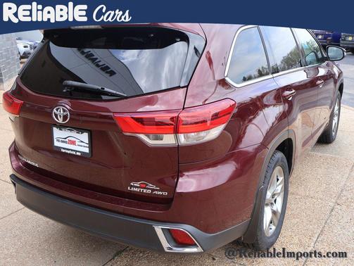 Ooh La La Rouge Mica 2017 Toyota Highlander Limited