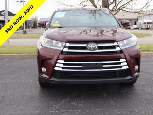 Ooh La La Rouge Mica 2017 Toyota Highlander Limited