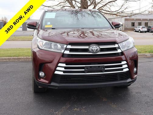 Ooh La La Rouge Mica 2017 Toyota Highlander Limited