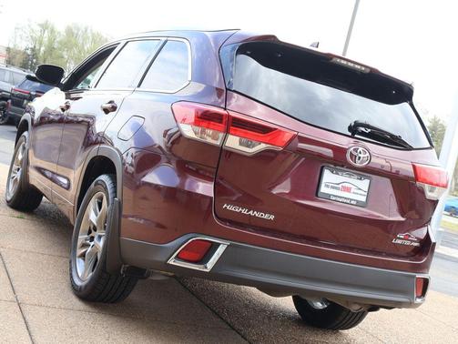 Ooh La La Rouge Mica 2017 Toyota Highlander Limited