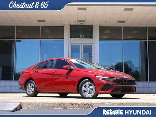 Ultimate Red 2025 Hyundai ELANTRA SE