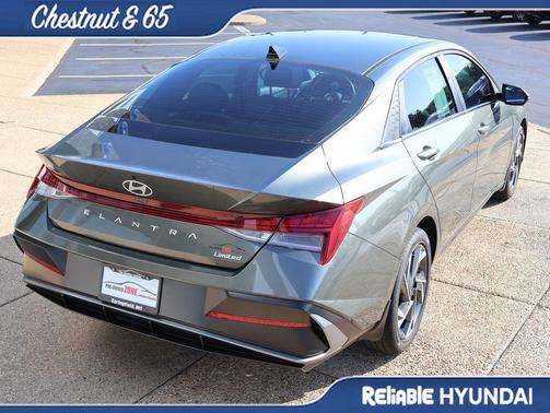 Amazon Gray 2026 Hyundai ELANTRA Limited