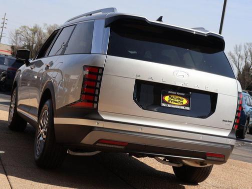 Typhoon Silver 2026 Hyundai PALISADE SEL 7P