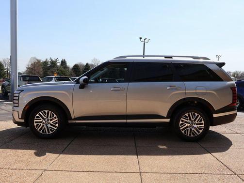 Typhoon Silver 2026 Hyundai PALISADE SEL 7P