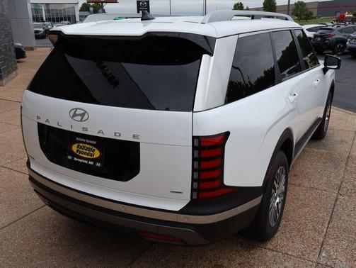Creamy White Pearl 2026 Hyundai PALISADE SEL Premium