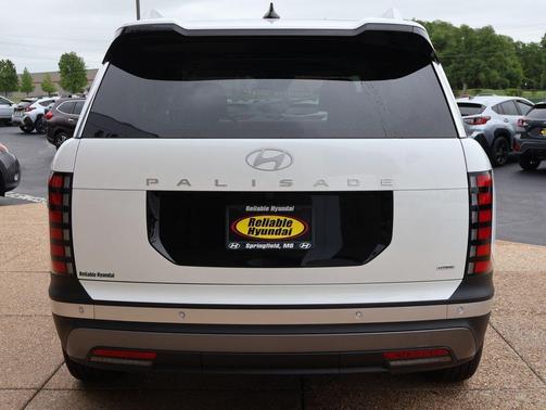 Creamy White Pearl 2026 Hyundai PALISADE SEL Premium