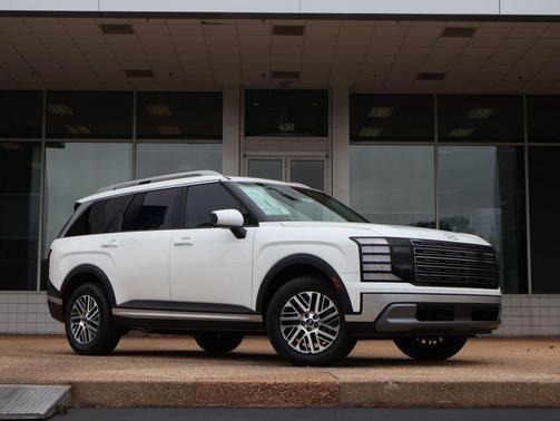 Creamy White Pearl 2026 Hyundai PALISADE SEL Premium