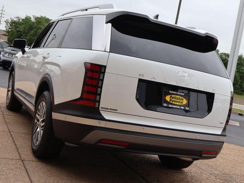 Creamy White Pearl 2026 Hyundai PALISADE SEL Premium