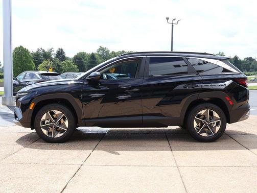 Phantom Black 2026 Hyundai TUCSON SEL