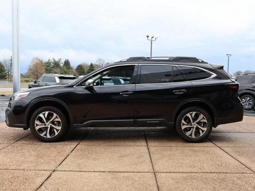 2021 Subaru Outback Touring