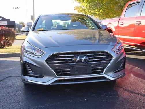 2019 Hyundai SONATA Hybrid Limited