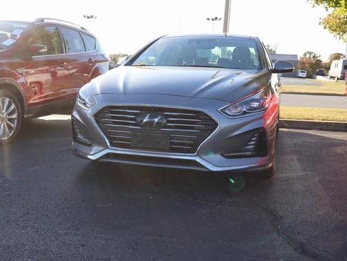 2019 Hyundai SONATA Hybrid Limited