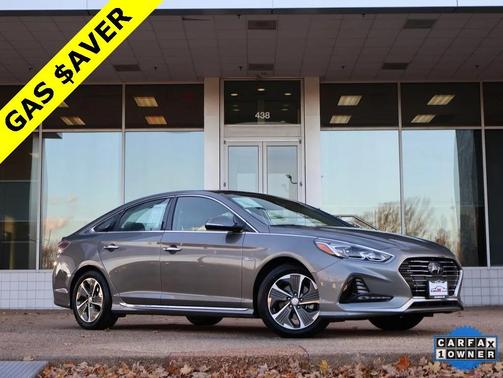 2019 Hyundai SONATA Hybrid Limited