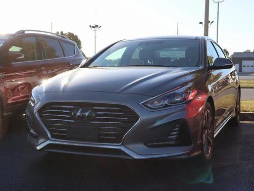 2019 Hyundai SONATA Hybrid Limited