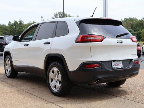 2015 Jeep Cherokee Sport