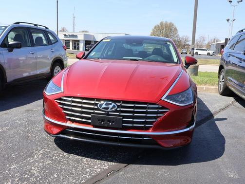 Ultimate Red 2023 Hyundai SONATA Hybrid Limited