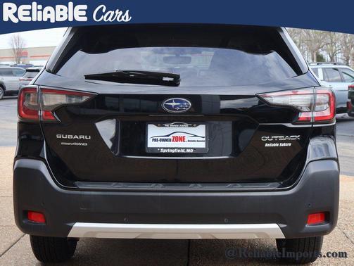 Crystal Black Silica 2023 Subaru Outback Limited