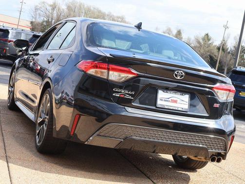 Black Sand Pearl 2020 Toyota Corolla SE