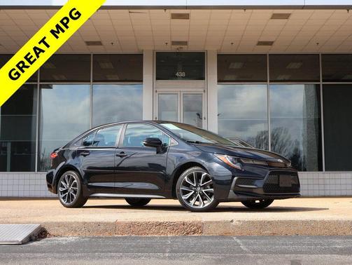 Black Sand Pearl 2020 Toyota Corolla SE