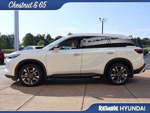 Majestic White 2024 INFINITI QX60 Luxe