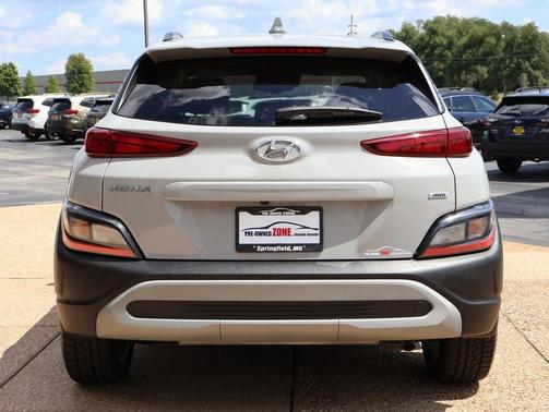 2023 Hyundai KONA SEL
