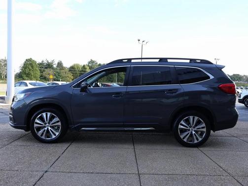2022 Subaru Ascent Limited 8-Passenger