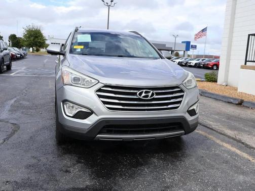 2016 Hyundai SANTA FE SE