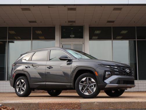 Ecotronic Gray 2026 Hyundai TUCSON SEL Premium