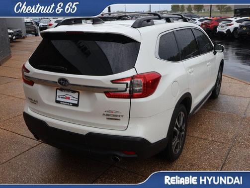 Crystal White Pearl 2023 Subaru Ascent Limited 8-Passenger