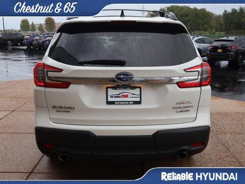 Crystal White Pearl 2023 Subaru Ascent Limited 8-Passenger