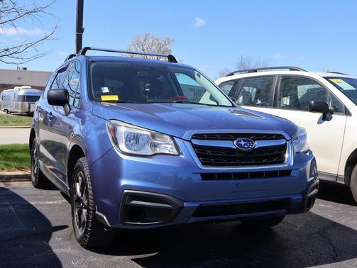 Quartz Blue Pearl 2017 Subaru Forester 2.5i