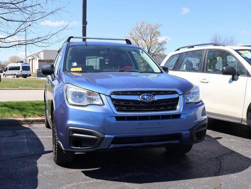Quartz Blue Pearl 2017 Subaru Forester 2.5i