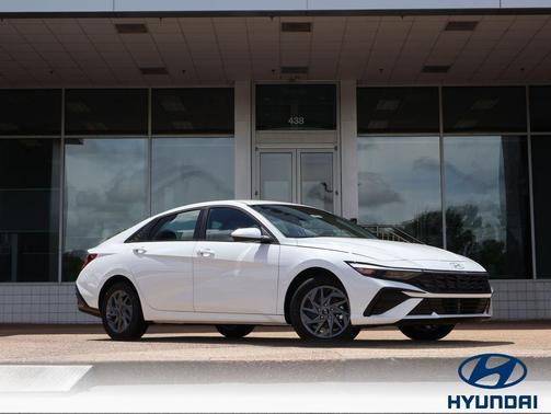 Serenity White Pearl 2026 Hyundai ELANTRA HEV Blue