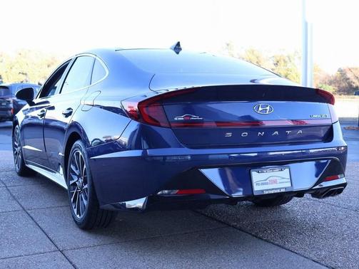 2022 Hyundai SONATA Limited